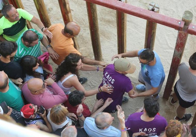 Valladolid Un Corneado En Pe Afiel Durante La Capea Posterior Al